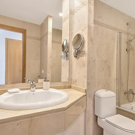 Apartamento Y Su Jardin Privado Apartment